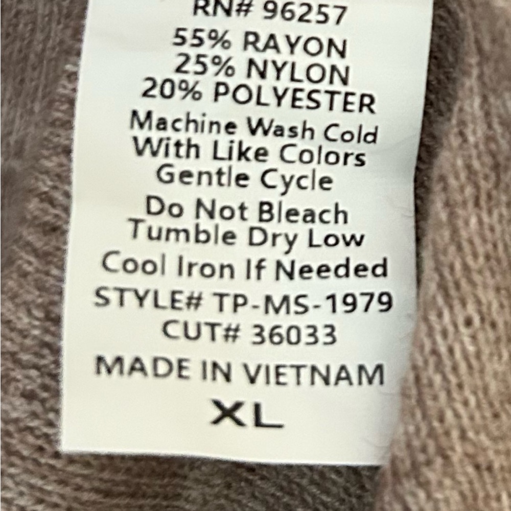 New with tags- Stylish Long Sleeve Top in Taupe - Picture 4 of 4